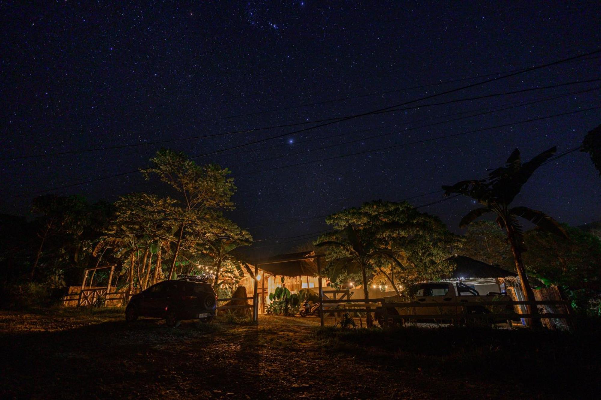 فندق Domes And Dreams Lio Glamping إل نيدو المظهر الخارجي الصورة