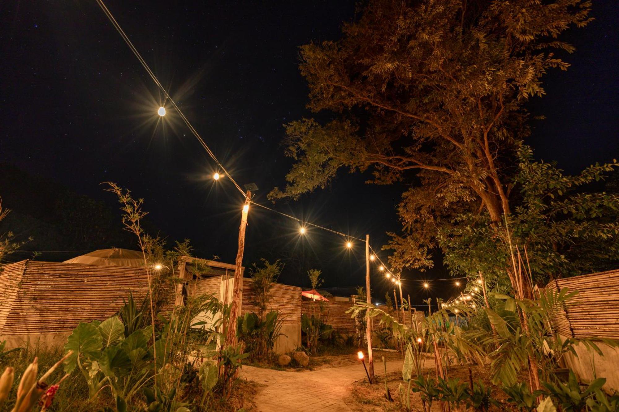 فندق Domes And Dreams Lio Glamping إل نيدو المظهر الخارجي الصورة