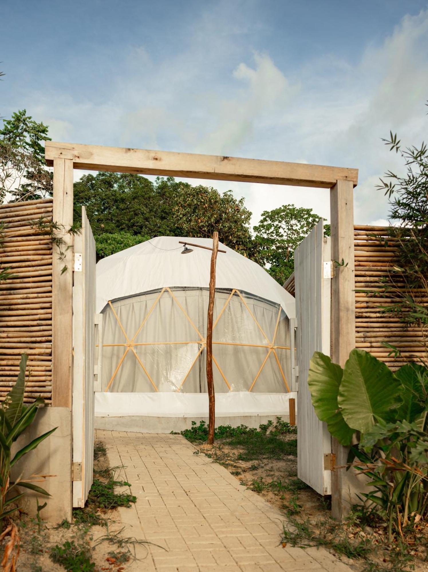 فندق Domes And Dreams Lio Glamping إل نيدو المظهر الخارجي الصورة